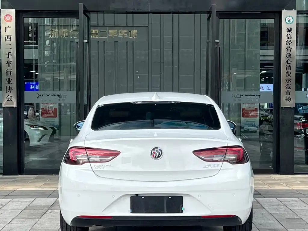 Buick Regal — фото 5