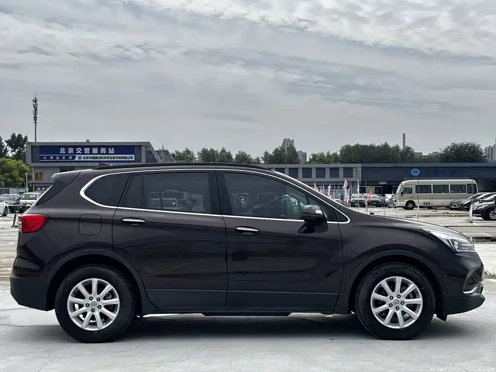 Buick Envision Plus — фото 6