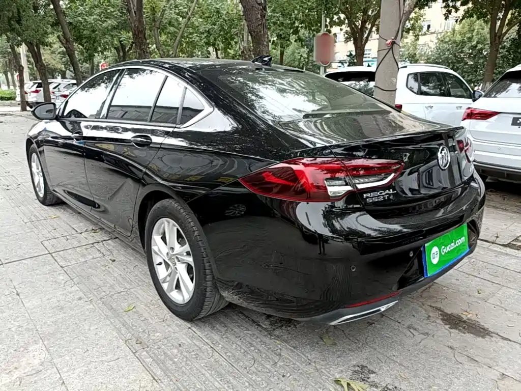 Buick Regal — фото 5