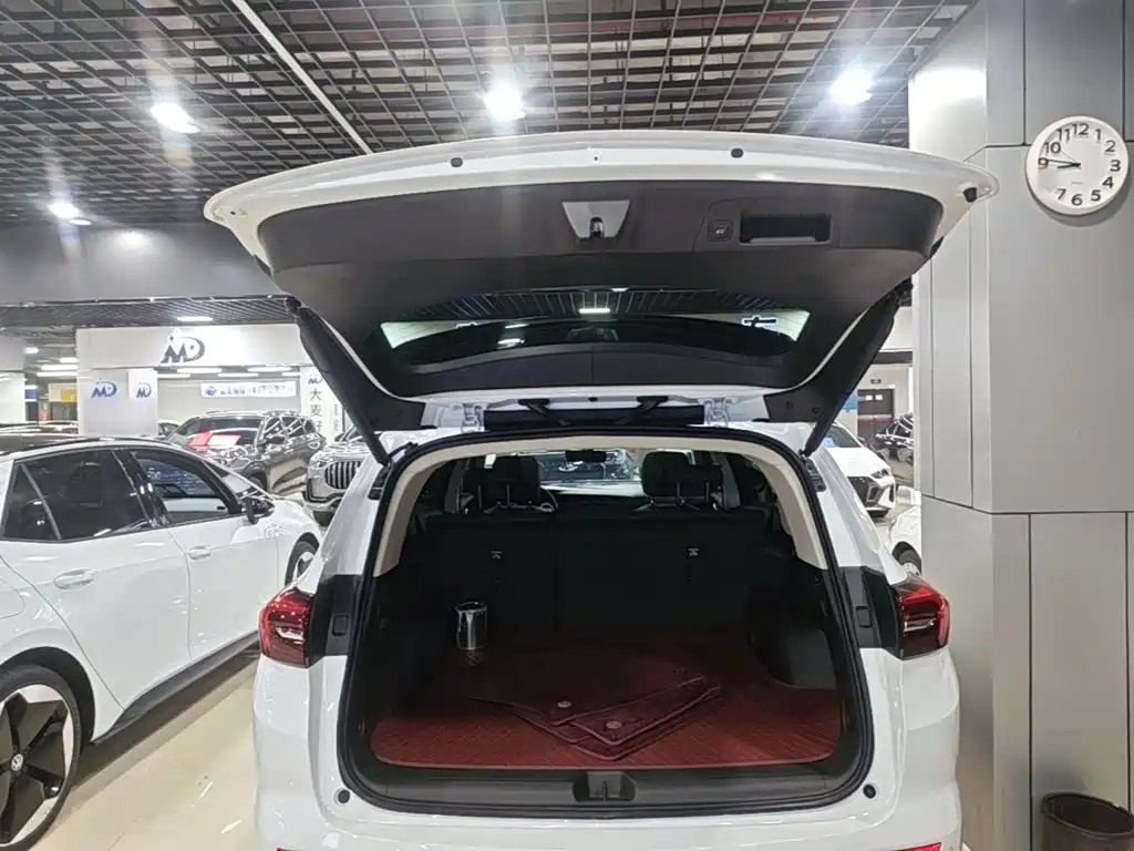 Buick Envision Plus — фото 19