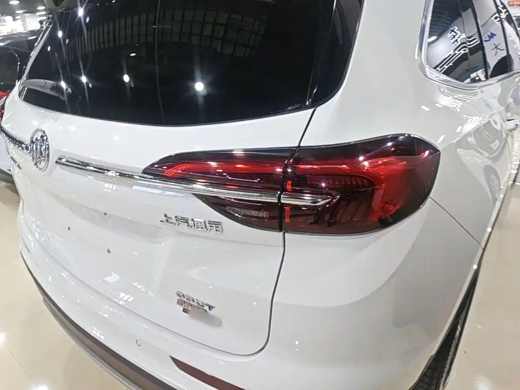 Buick Envision Plus — фото 8