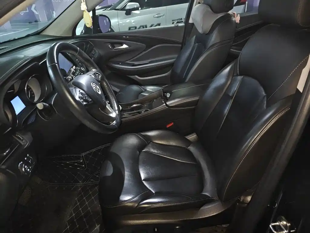 Buick Envision Plus — фото 8