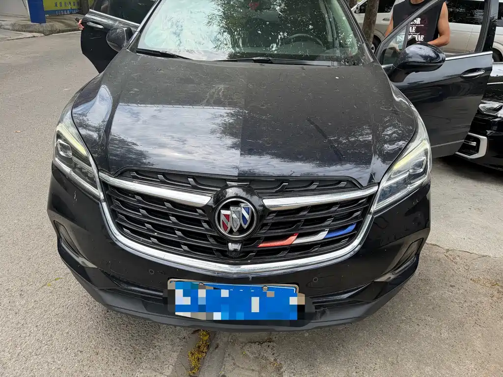 Buick Envision Plus — фото 3