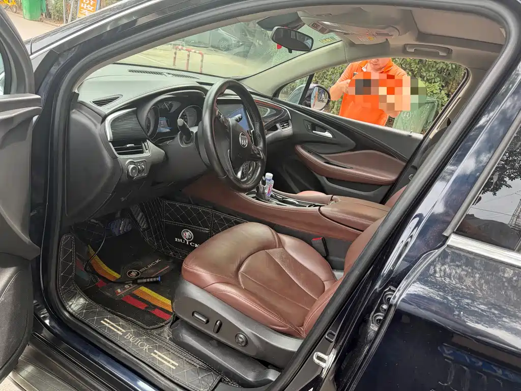 Buick Envision Plus — фото 5
