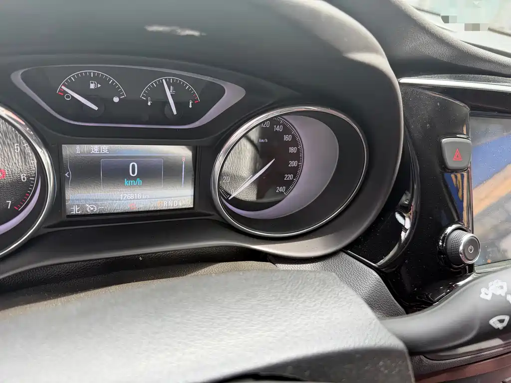 Buick Envision Plus — фото 6