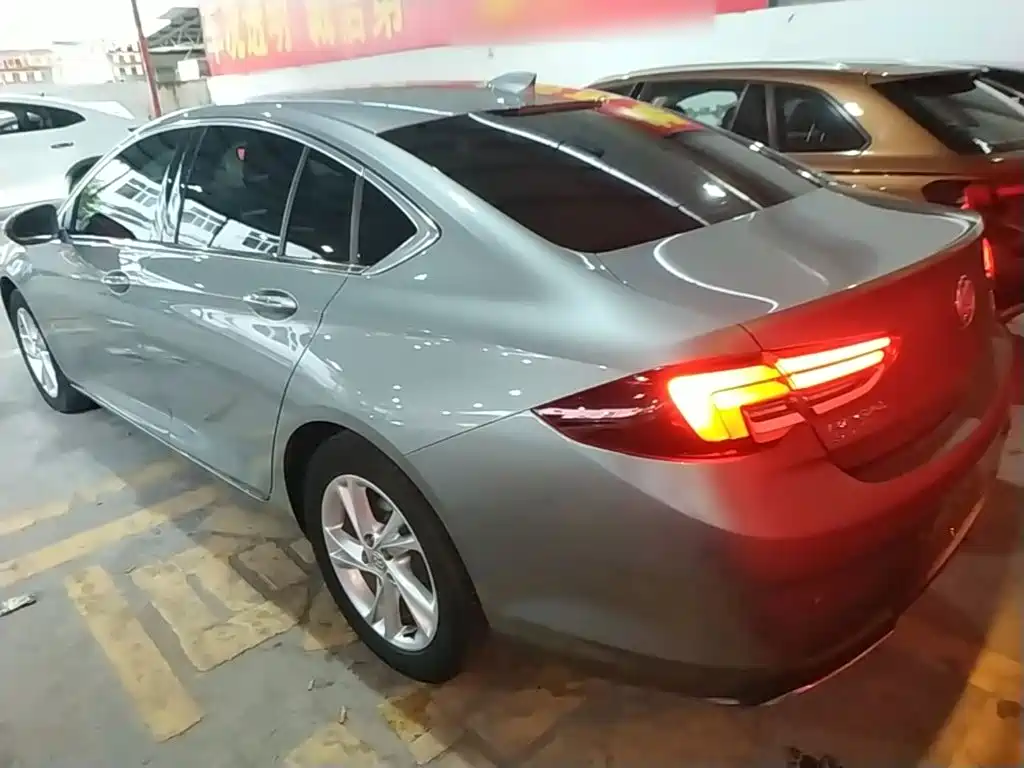 Buick Regal — фото 5