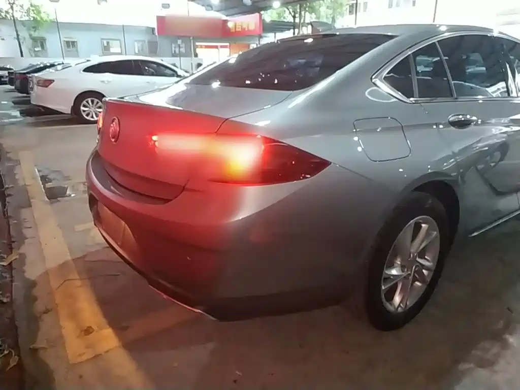Buick Regal — фото 8