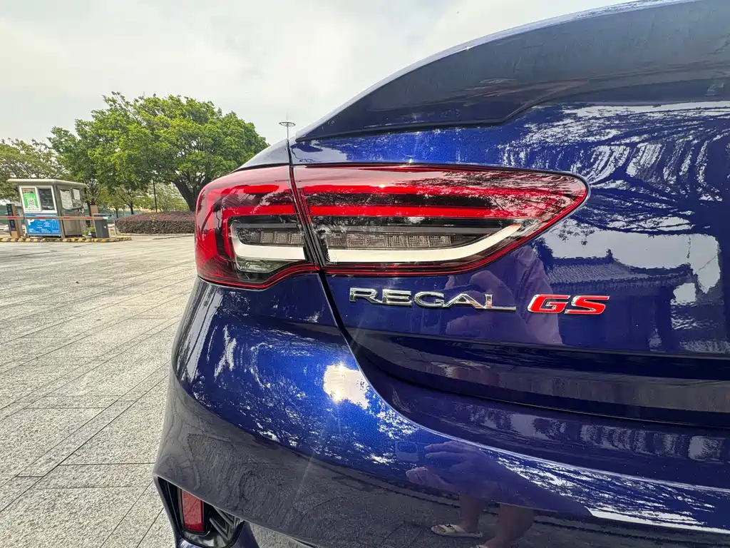 Buick Regal — фото 9