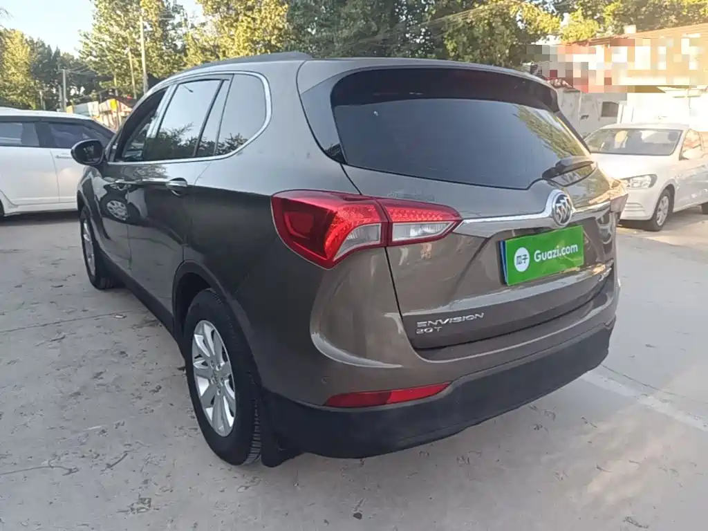 Buick Envision Plus — фото 5