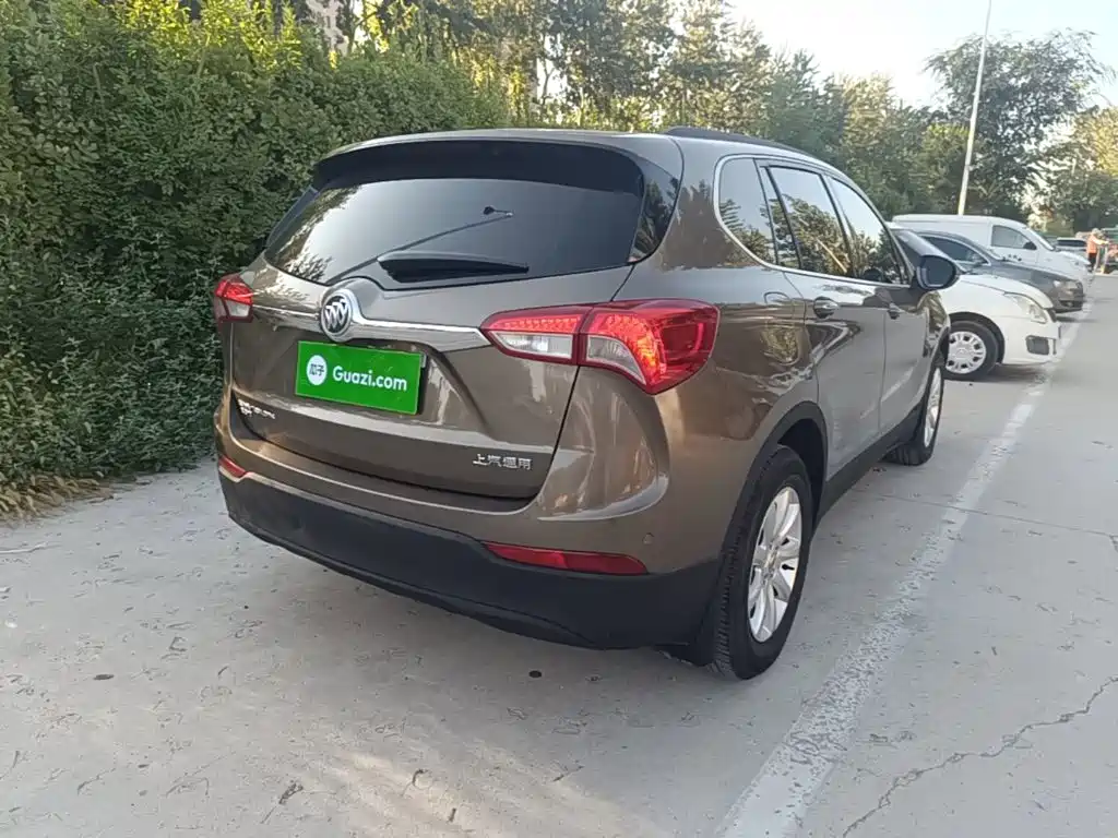 Buick Envision Plus — фото 7