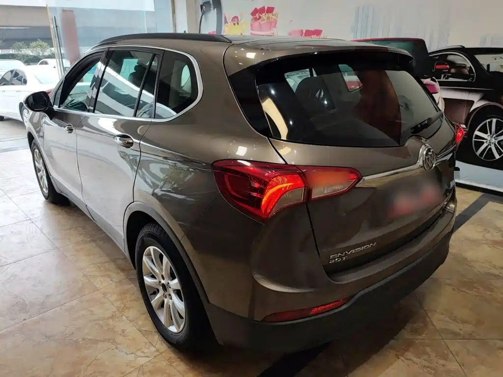 Buick Envision Plus — фото 23