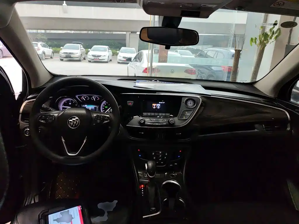 Buick Envision Plus — фото 6