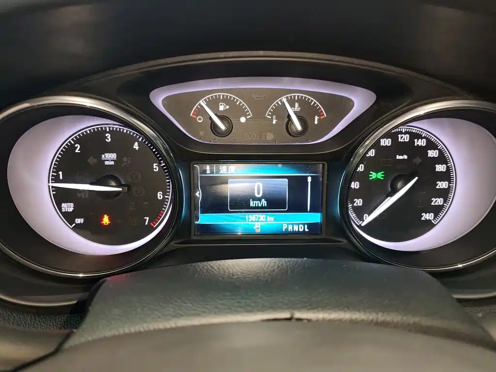 Buick Envision Plus — фото 8