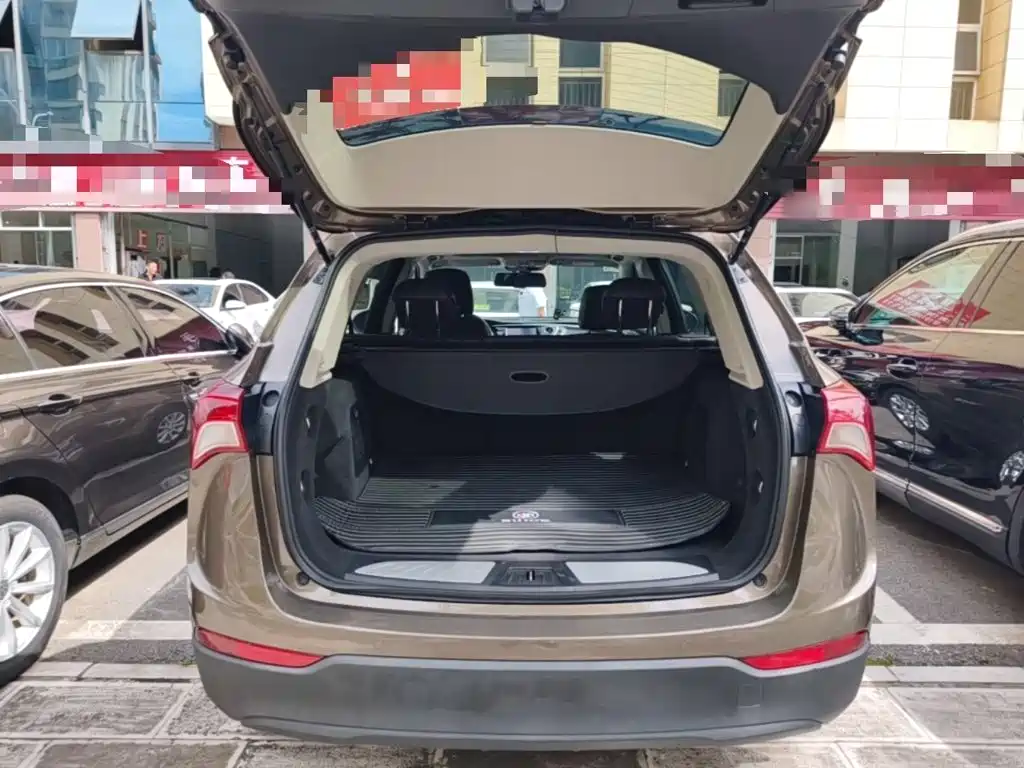 Buick Envision Plus — фото 19