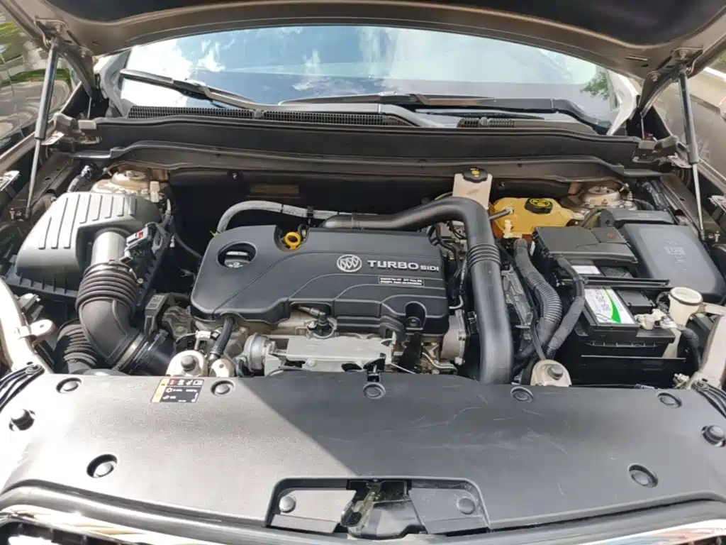 Buick Envision Plus — фото 20