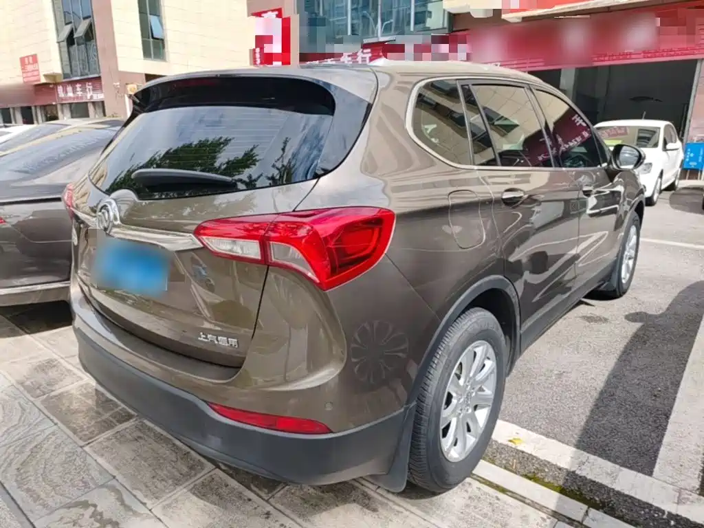 Buick Envision Plus — фото 7