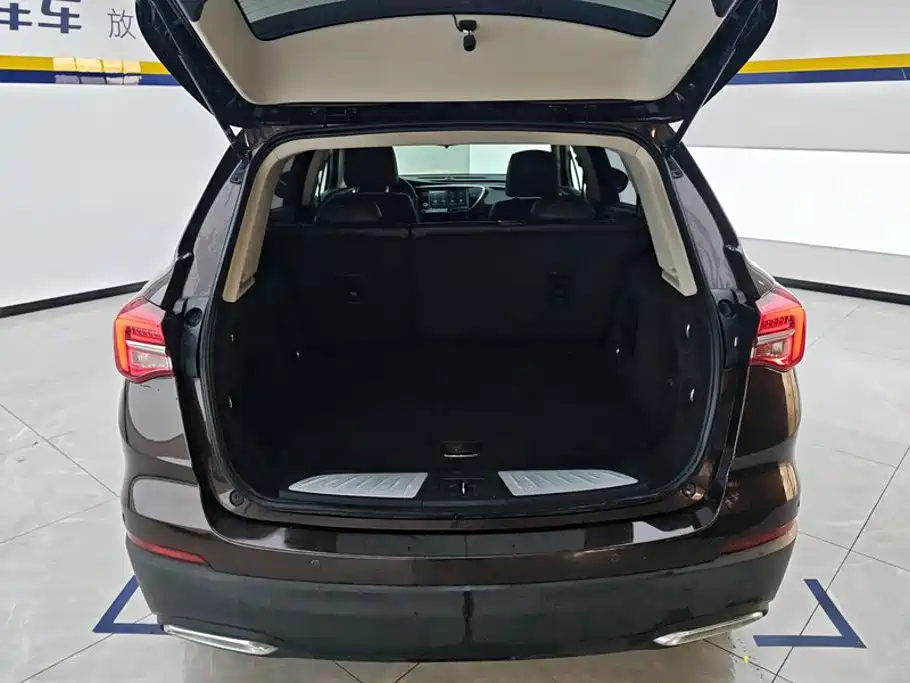 Buick Envision Plus — фото 4