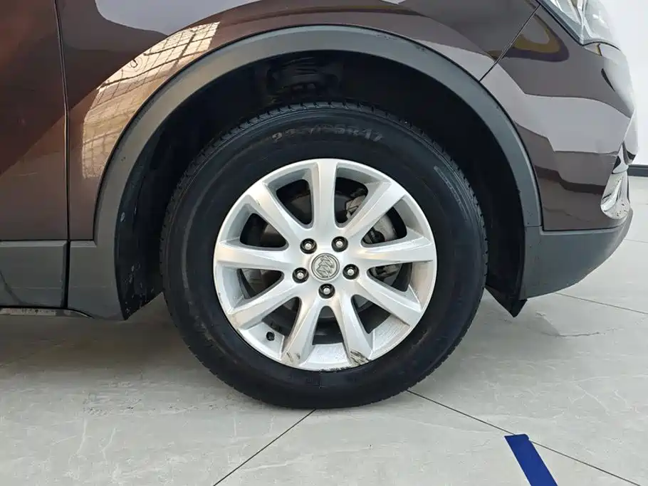 Buick Envision Plus — фото 6
