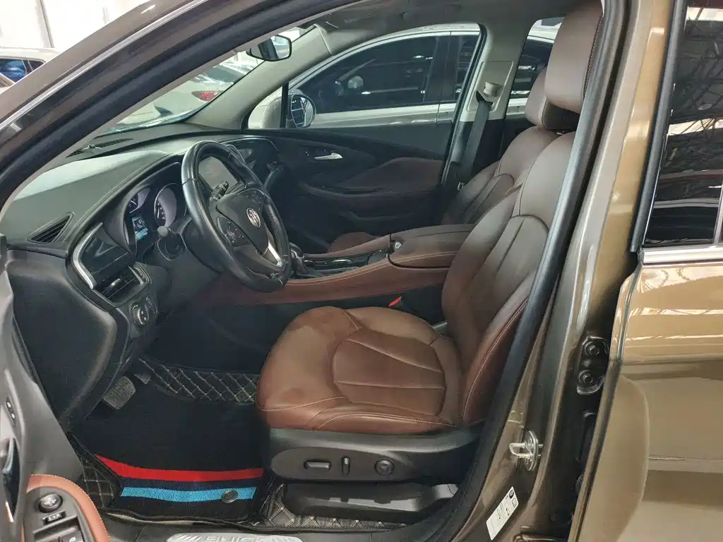 Buick Envision Plus — фото 8