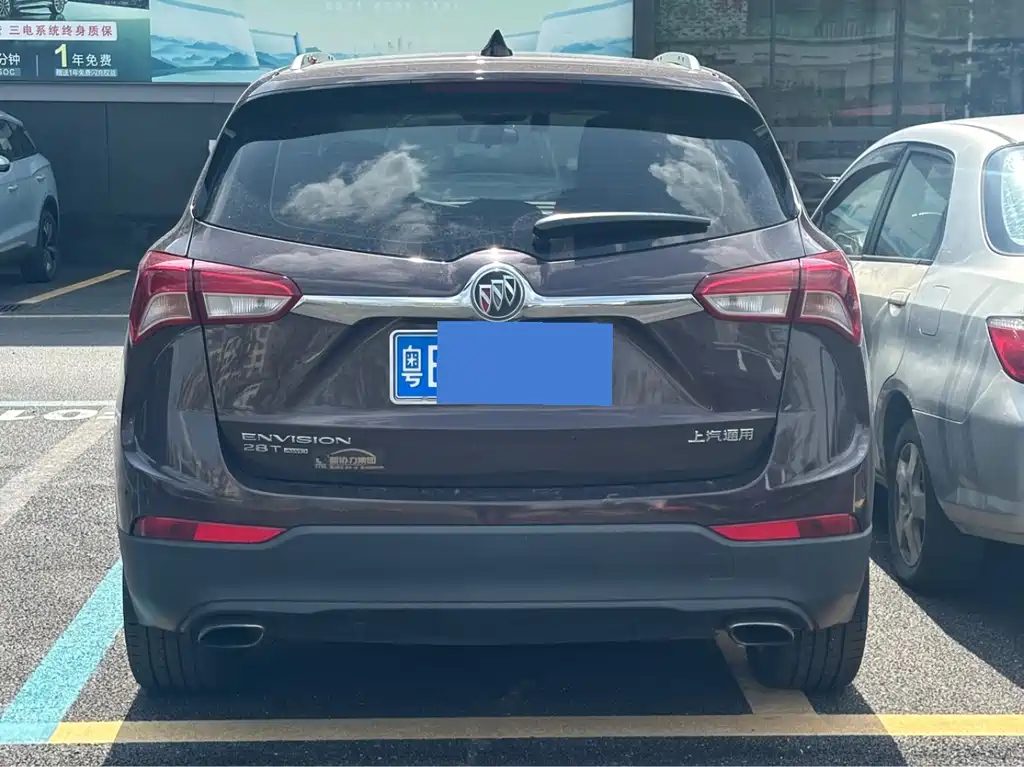 Buick Envision Plus — фото 4