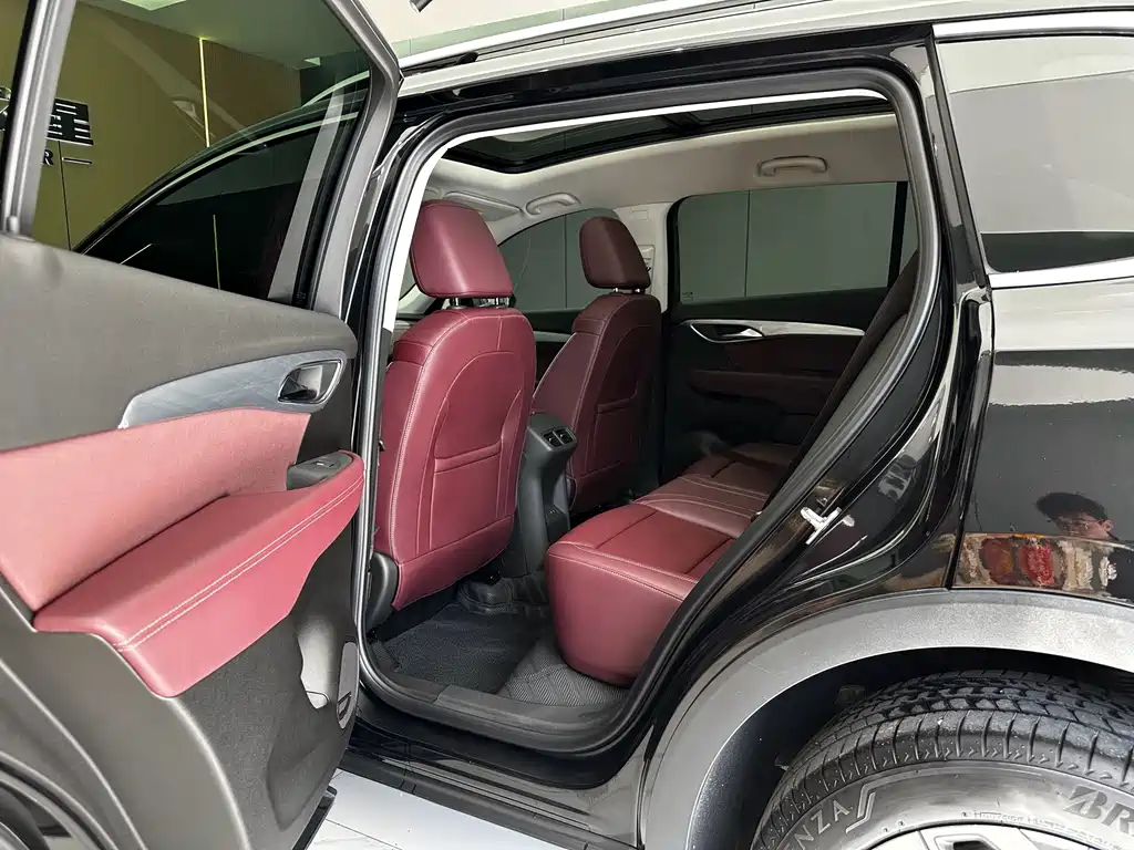 Buick Envision Plus — фото 10