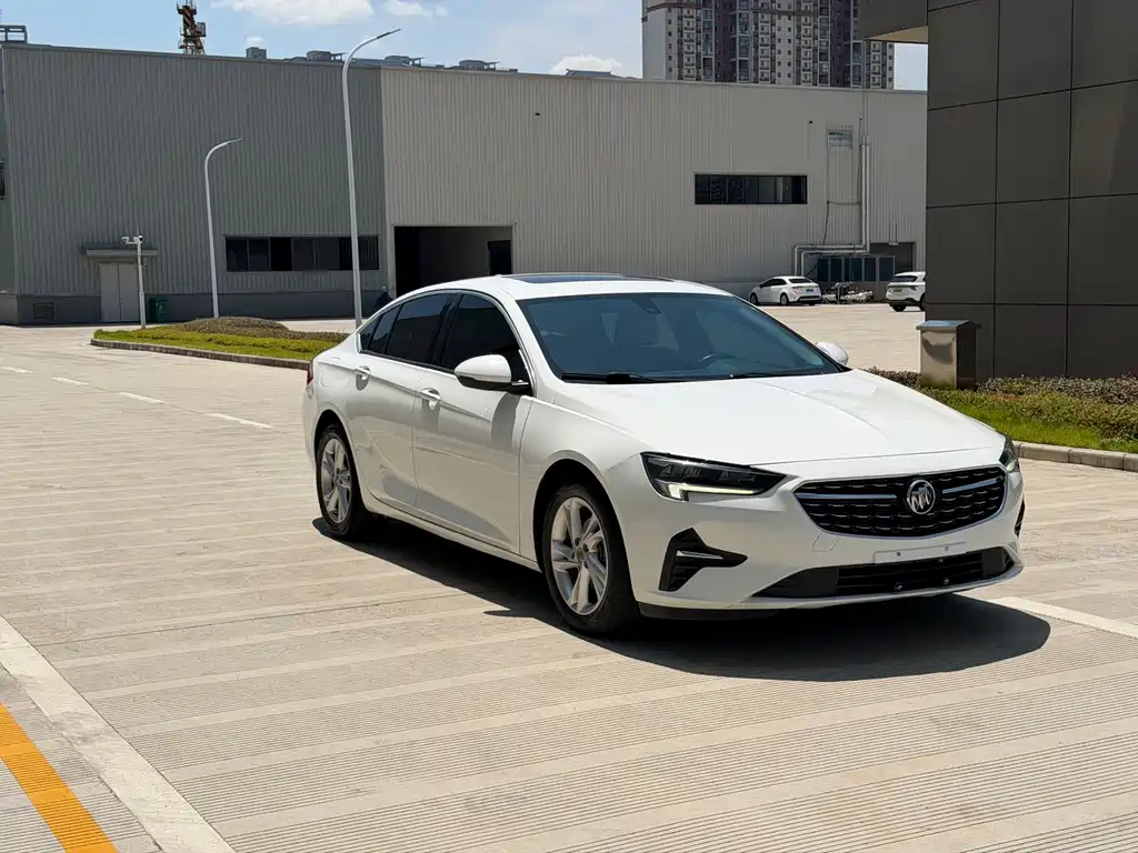 Buick Regal — фото 3