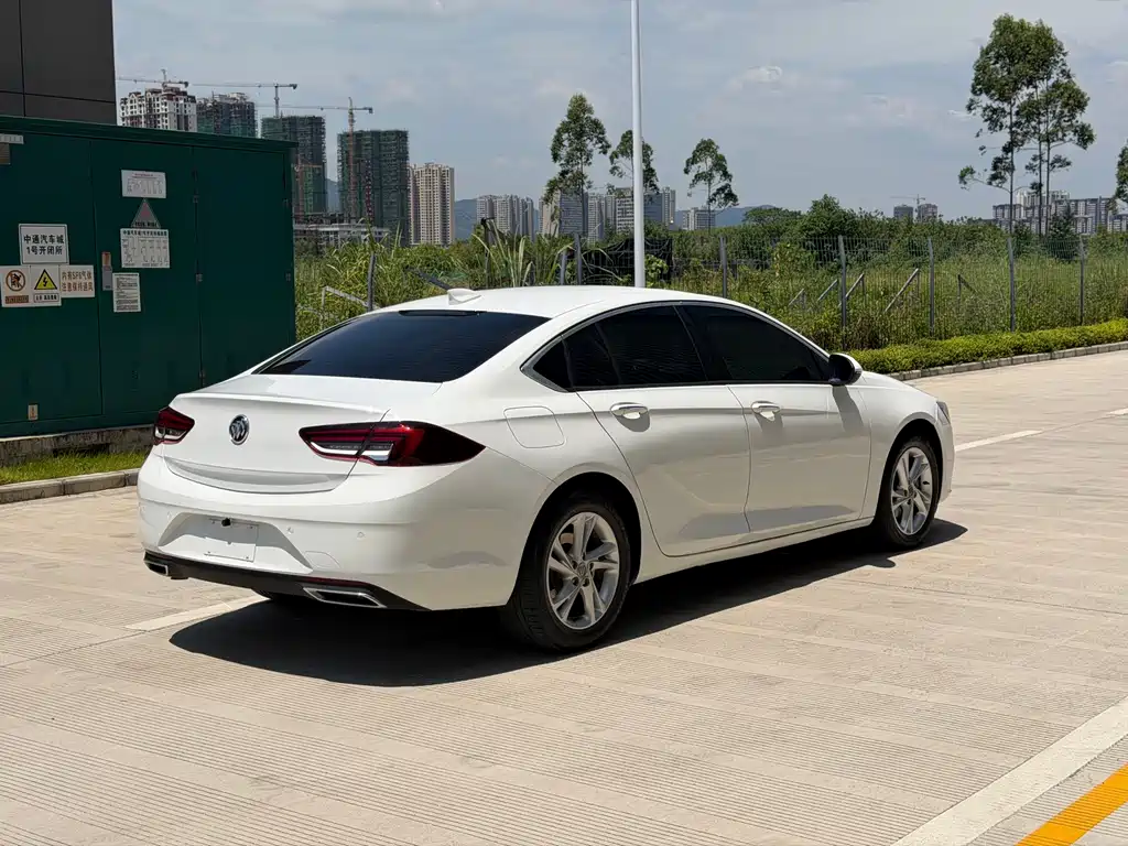 Buick Regal — фото 9