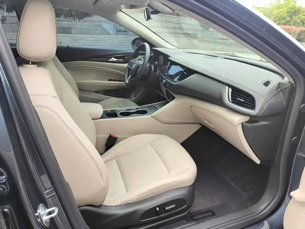 Buick Regal — фото 7
