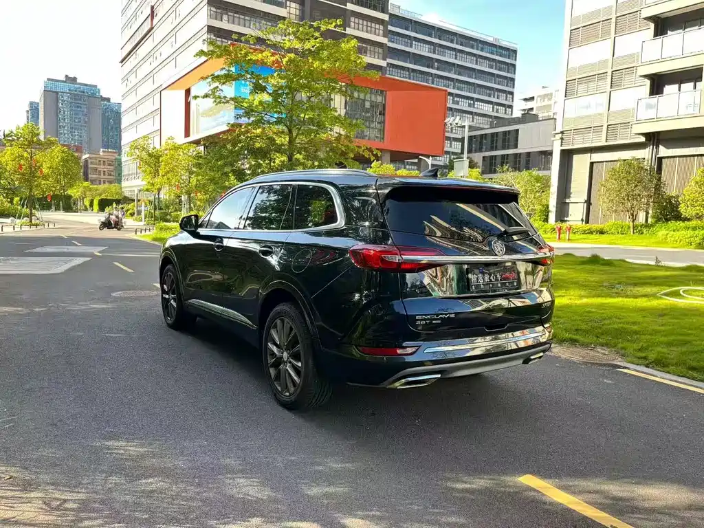 Buick Enclave — фото 5