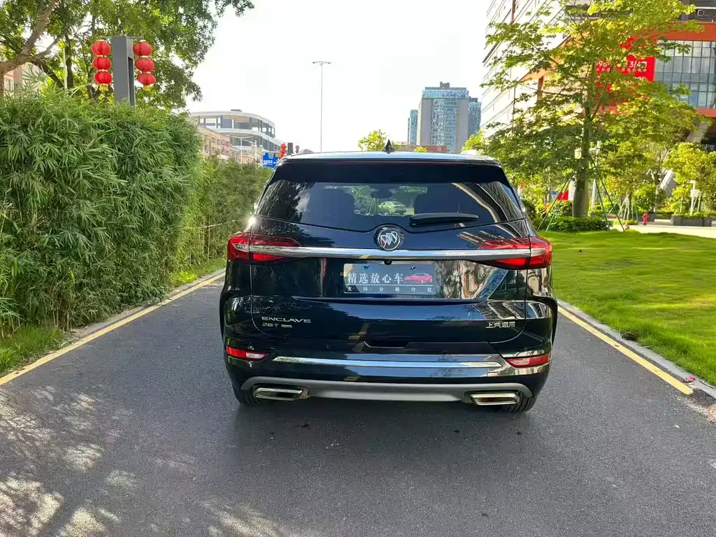 Buick Enclave — фото 6
