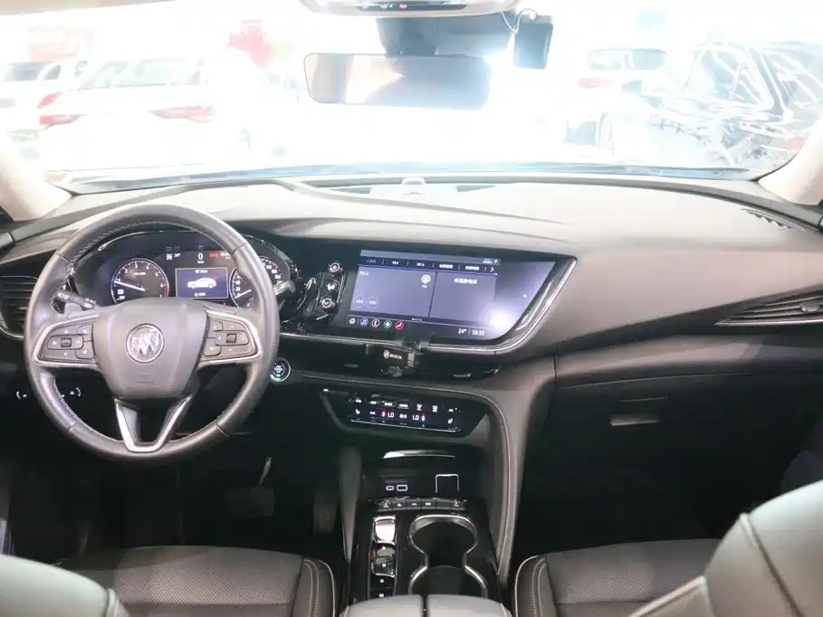 Buick Envision Plus — фото 5