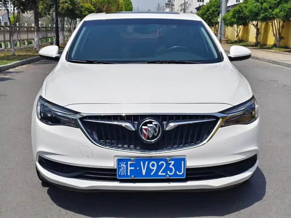Buick Excelle — фото 3