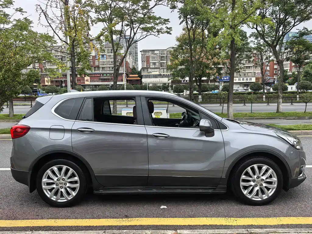 Buick Envision Plus — фото 13