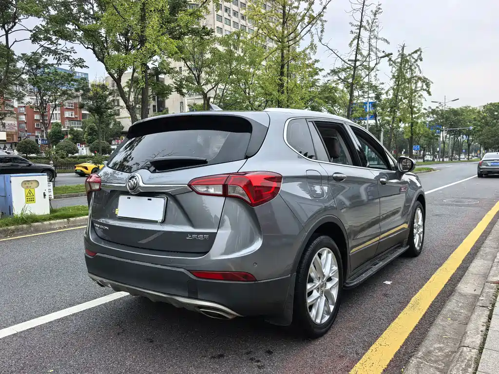 Buick Envision Plus — фото 17