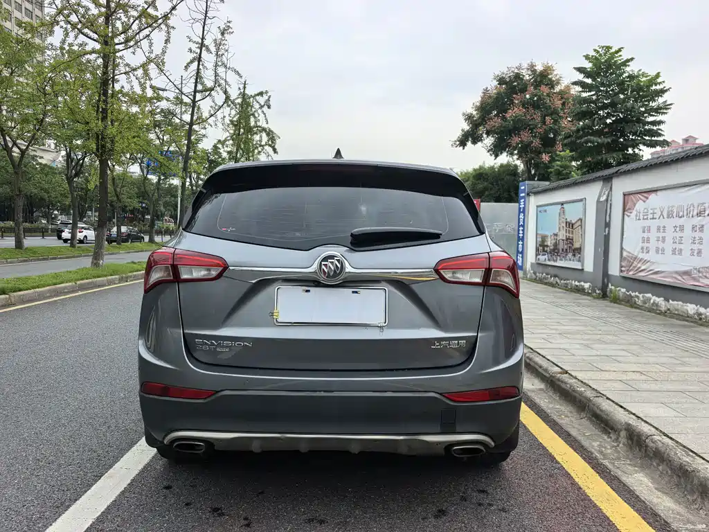 Buick Envision Plus — фото 18
