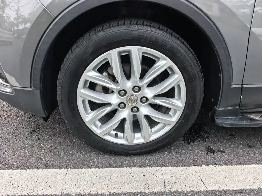 Buick Envision Plus — фото 20