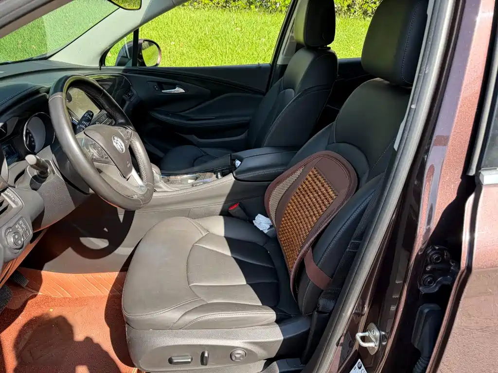 Buick Envision Plus — фото 8