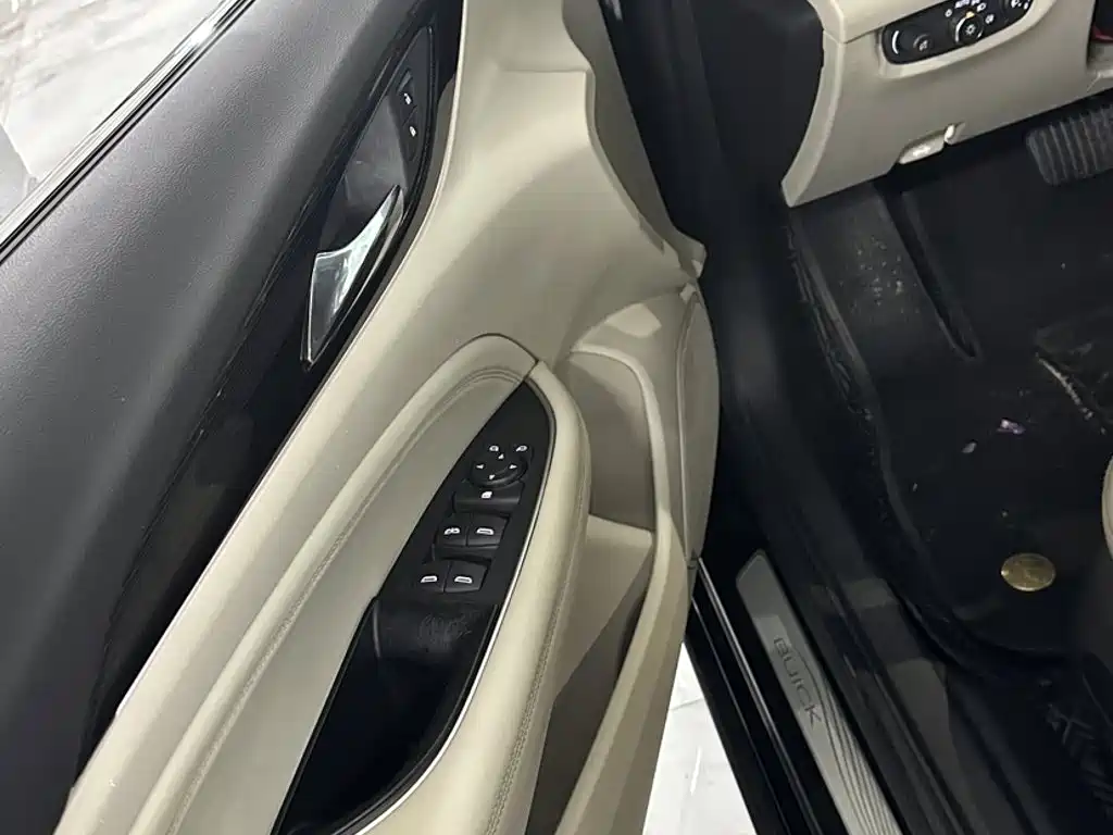 Buick Regal — фото 5