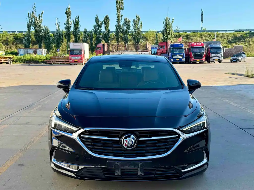 Buick LaCrosse — фото 2