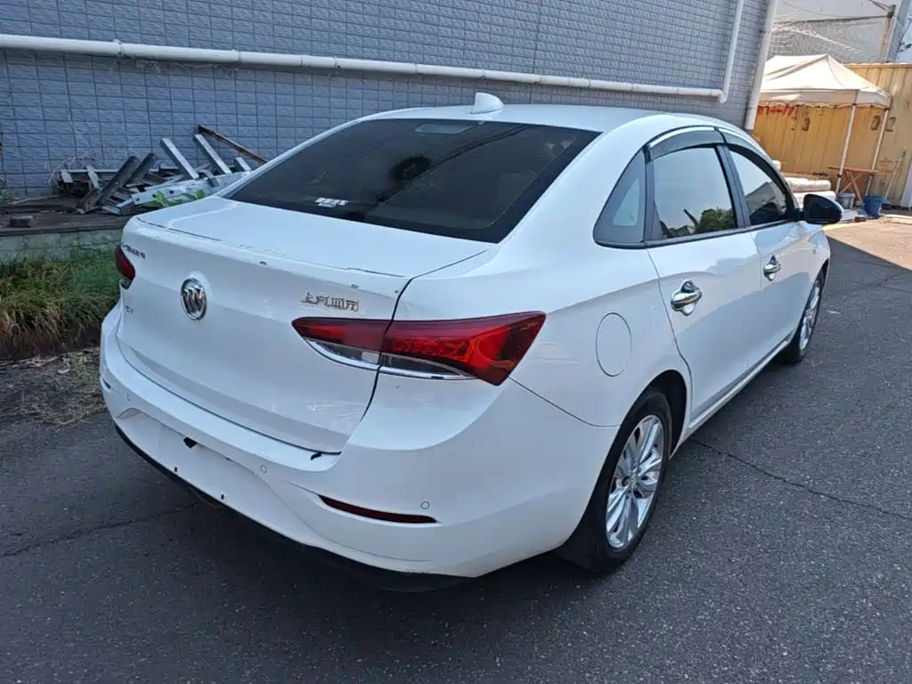 Buick Excelle — фото 7