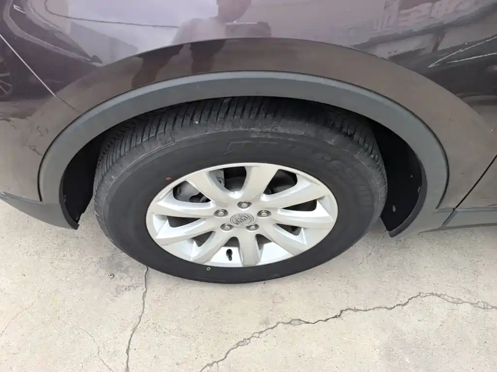 Buick Envision Plus — фото 23