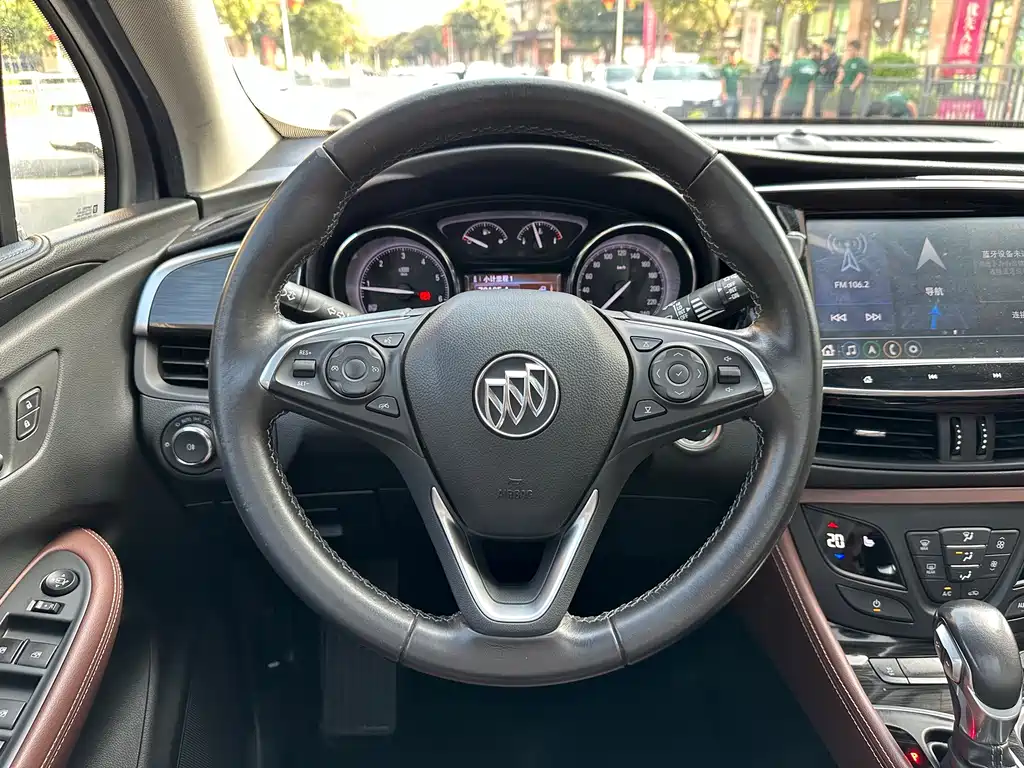 Buick Envision Plus — фото 17