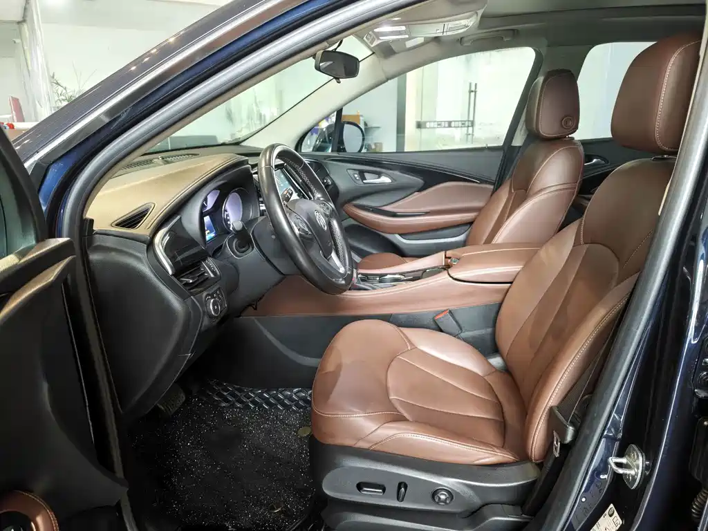 Buick Envision Plus — фото 8