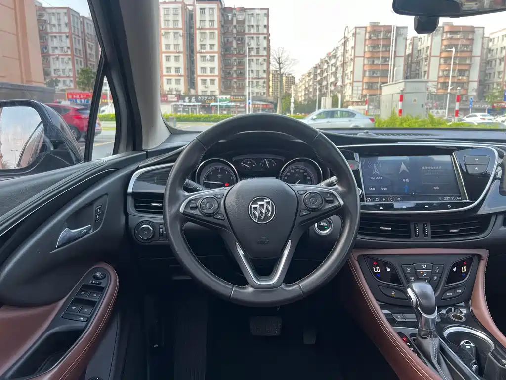 Buick Envision Plus — фото 21