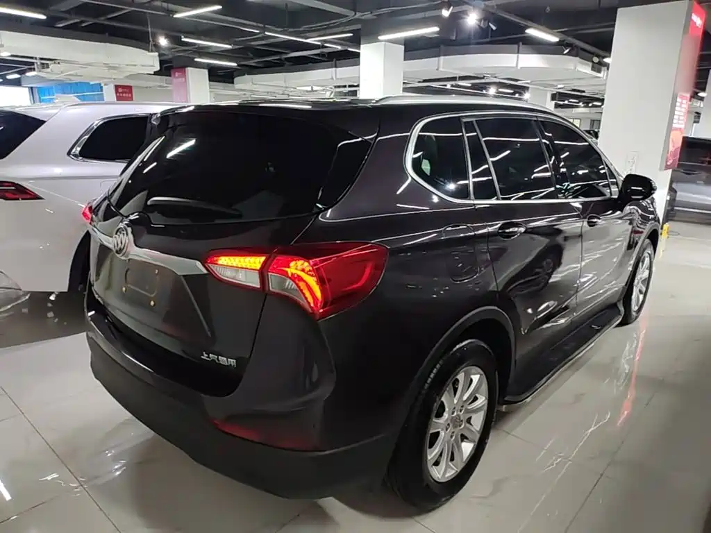 Buick Envision Plus — фото 7