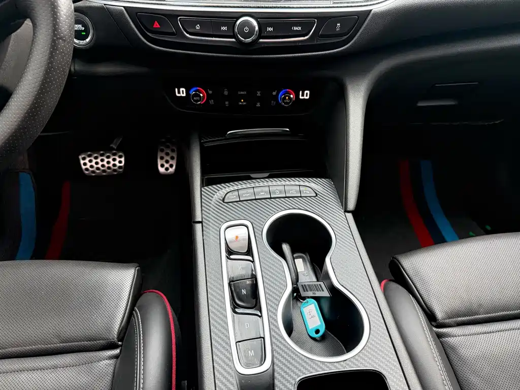 Buick Regal — фото 9