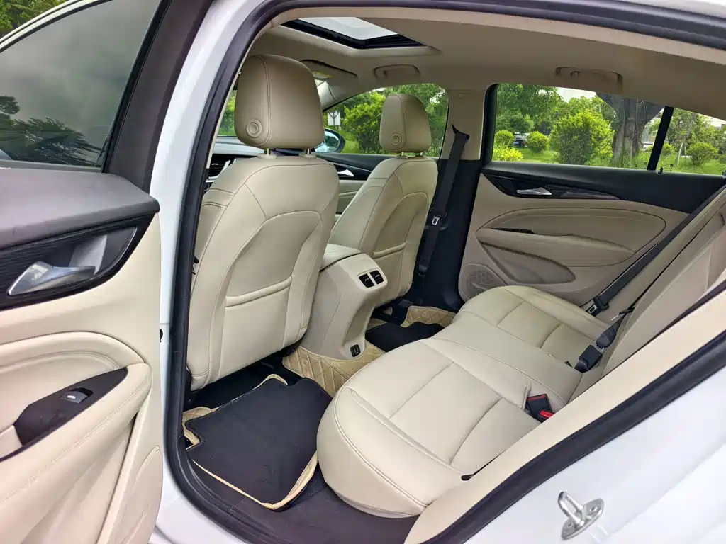 Buick Regal — фото 5