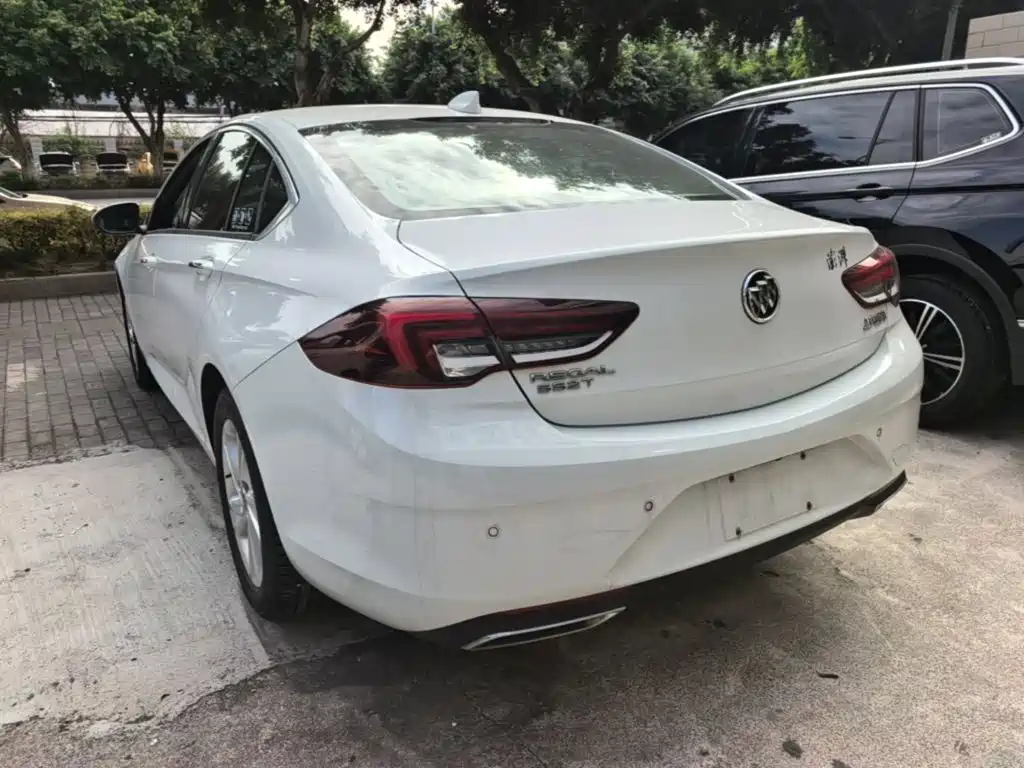 Buick Regal — фото 5