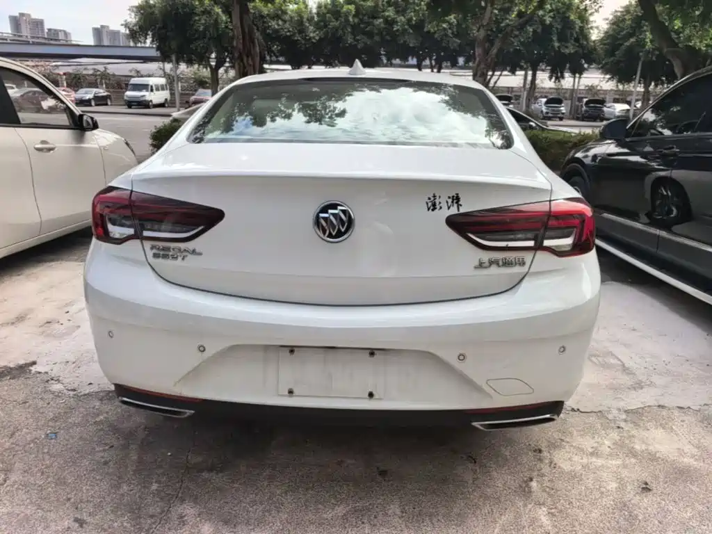 Buick Regal — фото 6