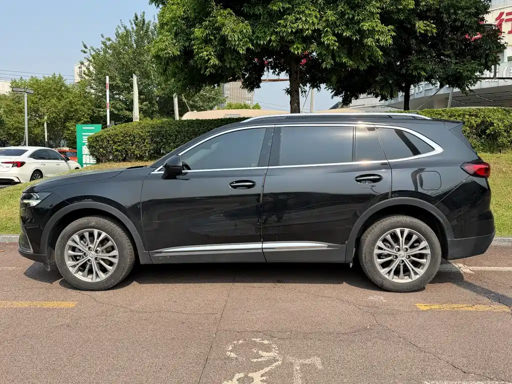 Buick Envision Plus — фото 3